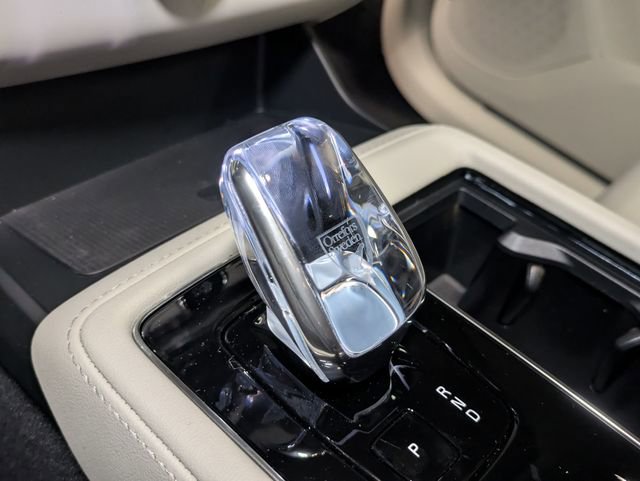 New 2026 Volvo XC90 B6 Ultra w/ Protection Package image 18