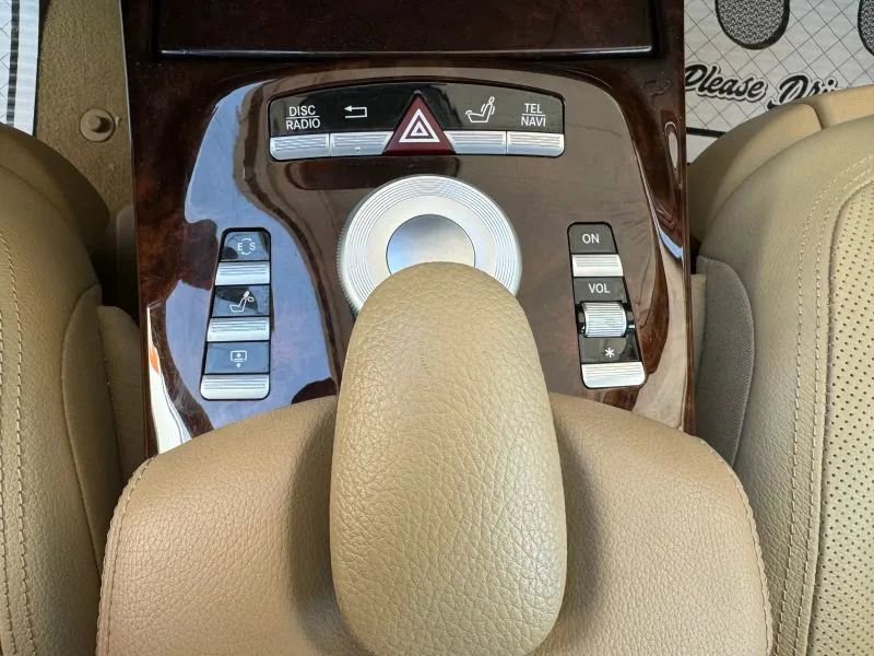 Used 2013 Mercedes-Benz S 550 image 37