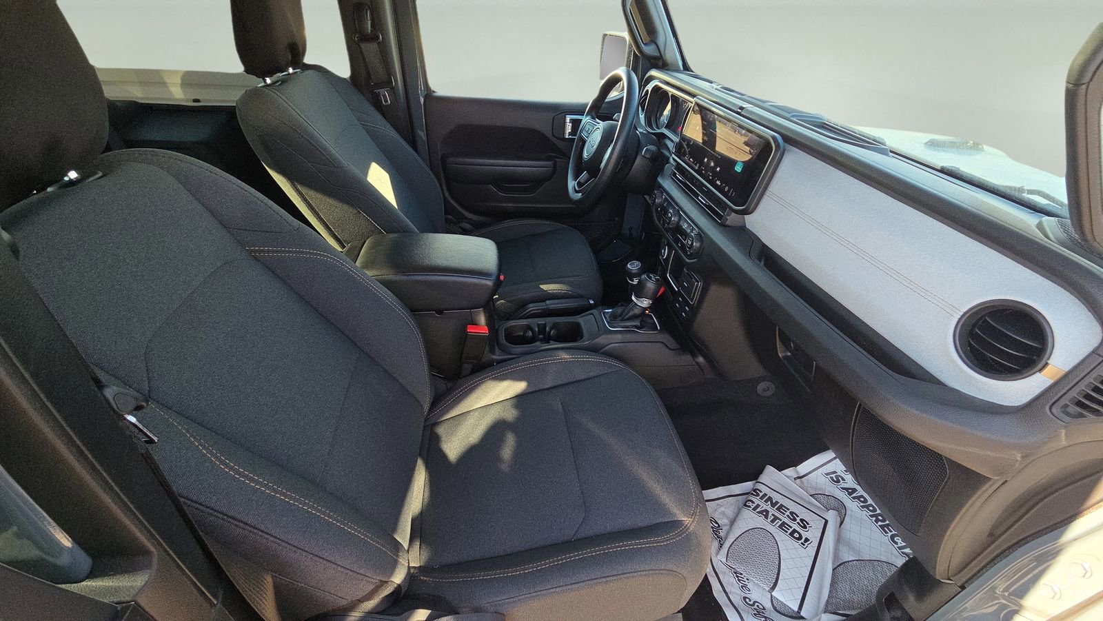 Used 2024 Jeep Wrangler Sport image 14