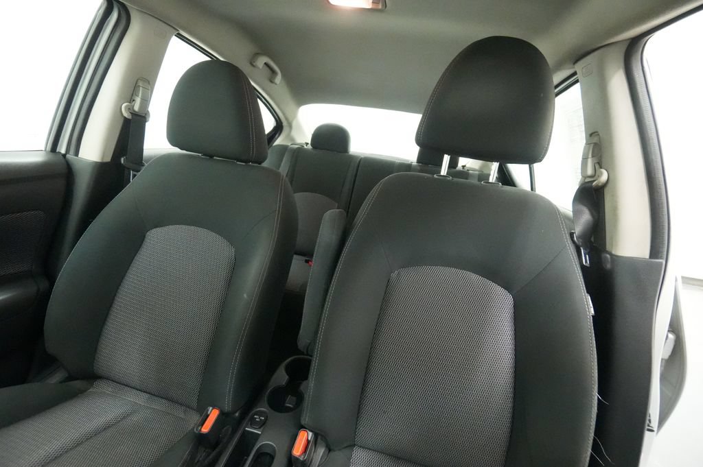 Used 2017 Nissan Versa SV FWD image 13