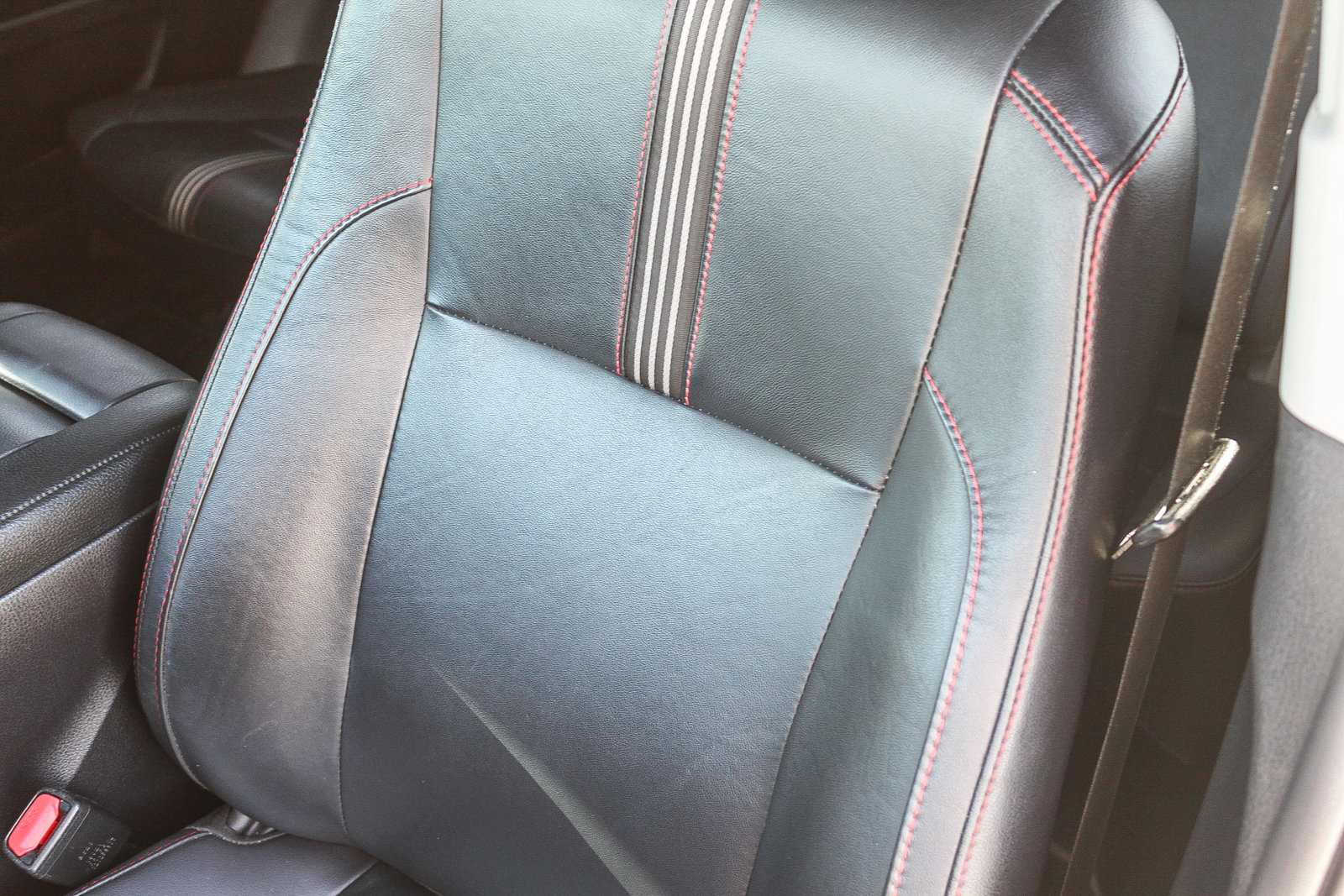 Used 2019 Toyota Highlander SE image 27