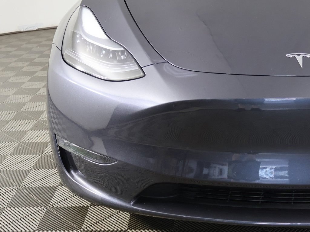 Used 2025 Tesla Model Y Long Range AWD/4WD image 17