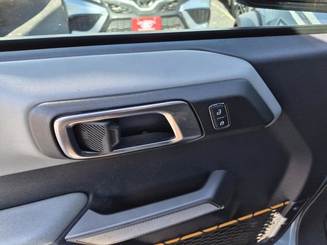 Used 2022 Ford Bronco Badlands image 12