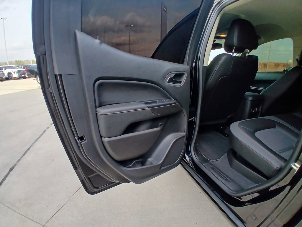 Used 2022 GMC Canyon AT4 image 8