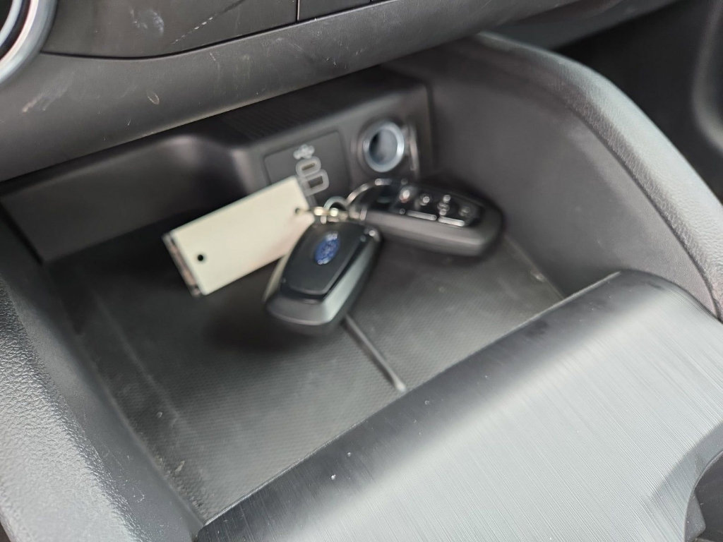 Used 2026 Ford Escape ST-Line AWD/4WD image 8