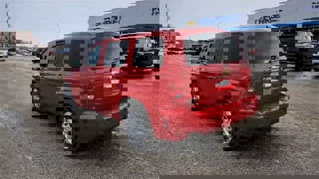 Used 2011 Chevrolet HHR LT image 6