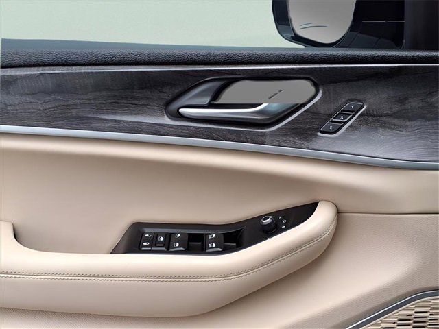 Used 2021 Jeep Grand Cherokee L Limited image 19