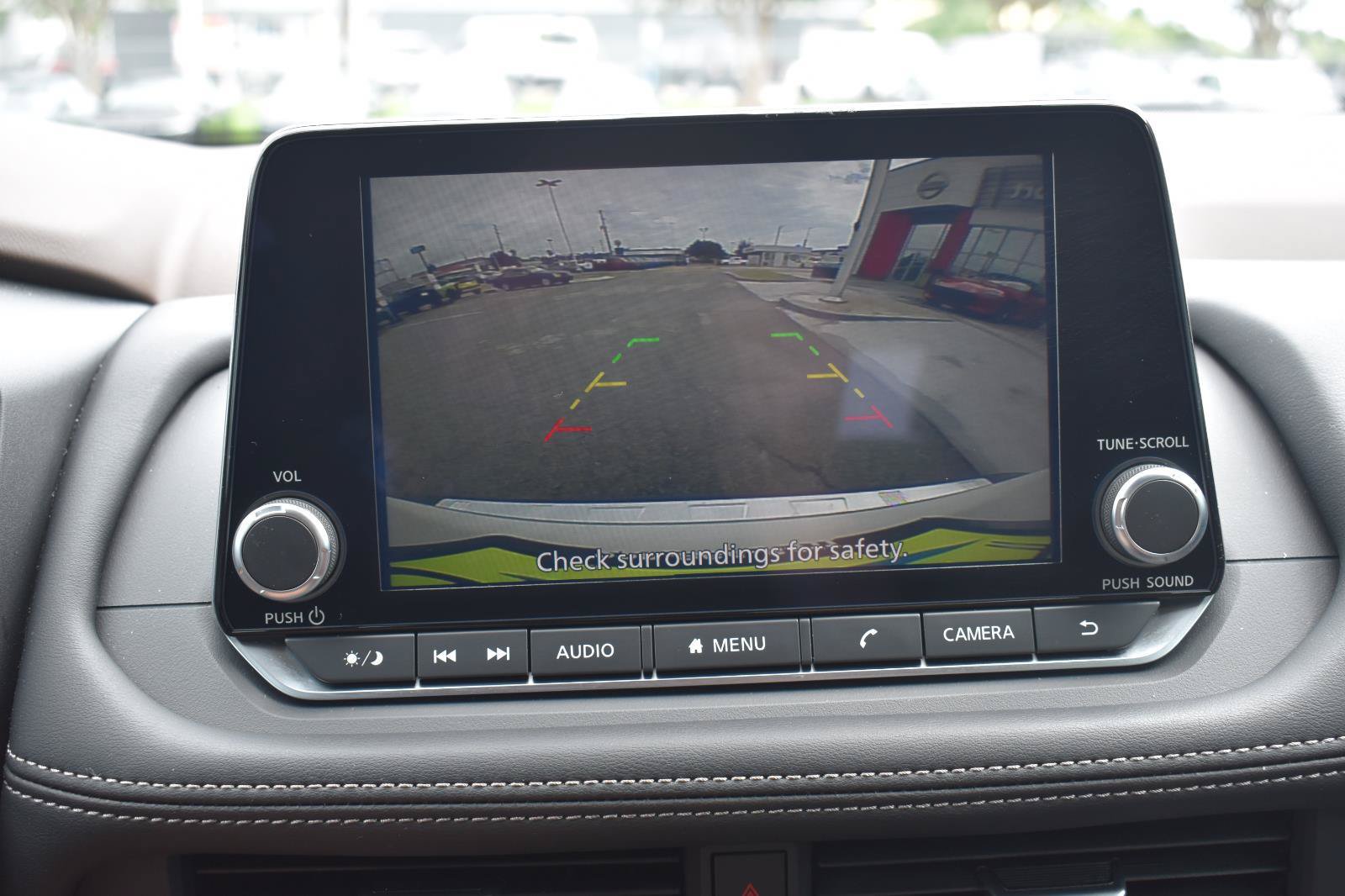 Used 2023 Nissan Rogue SV FWD image 38