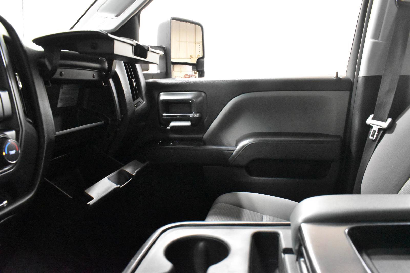 Used 2019 GMC Sierra 2500 4x4 Crew Cab w/ Sierra Convenience Package image 17