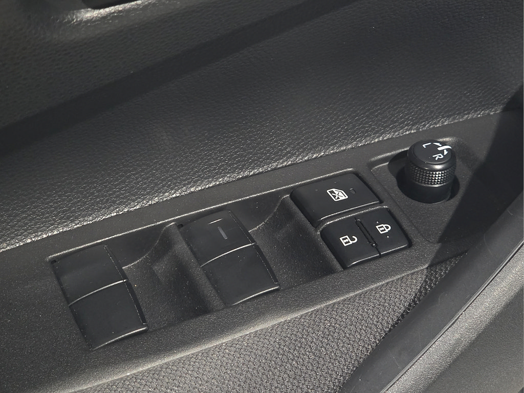 Certified 2025 Toyota Corolla LE FWD image 18