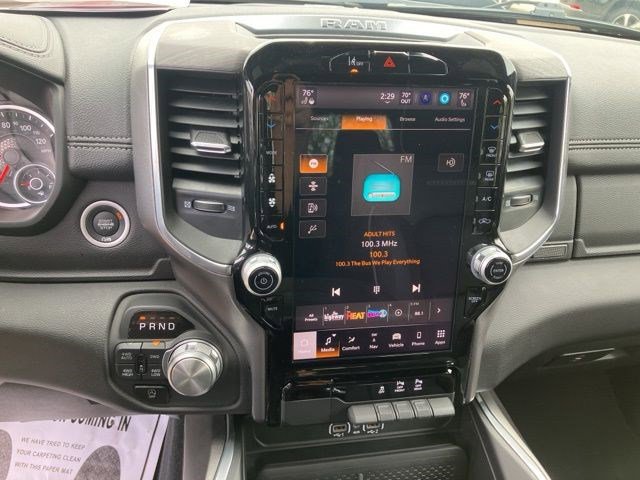 Used 2025 RAM 1500 Laramie w/ Sport Appearance Package AWD/4WD image 17