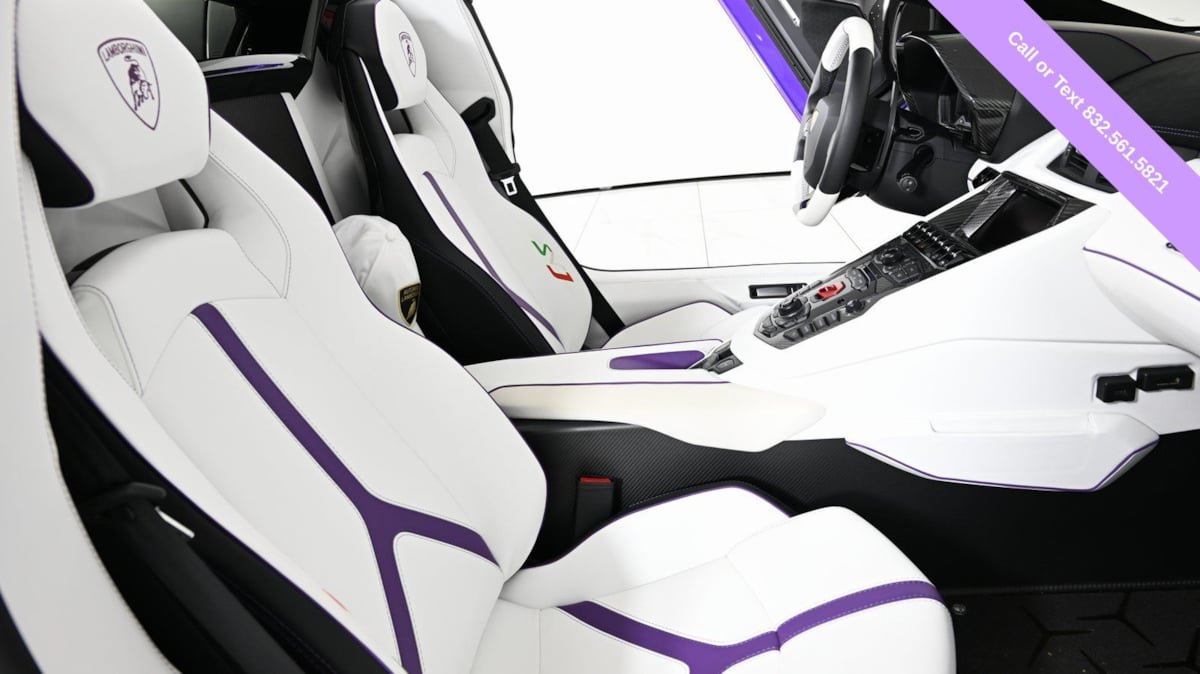 Used 2021 Lamborghini Aventador SVJ AWD/4WD image 29