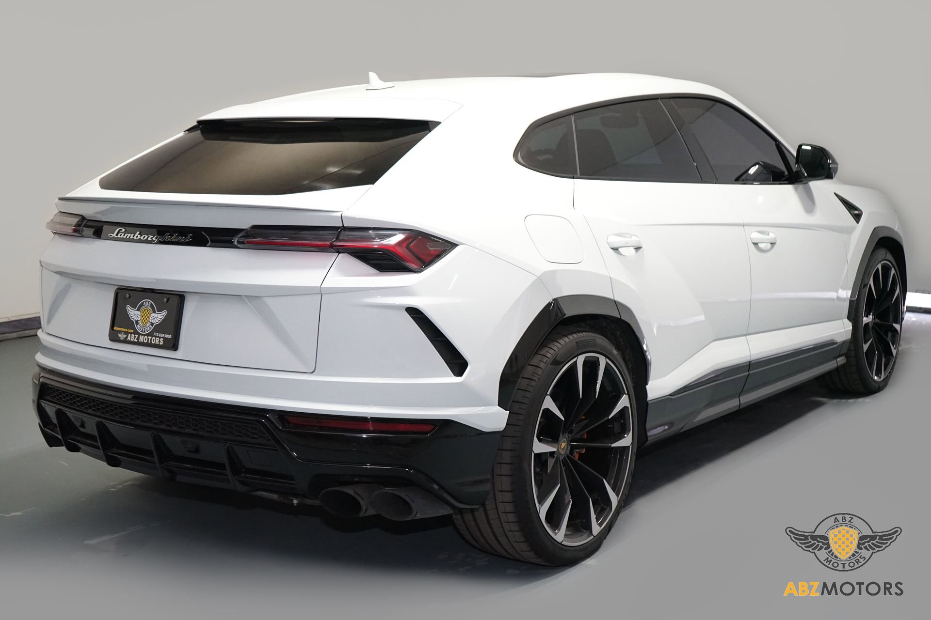 Used 2021 Lamborghini Urus image 5
