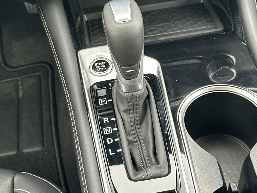 New 2025 Nissan Altima 2.5 SL AWD/4WD image 23
