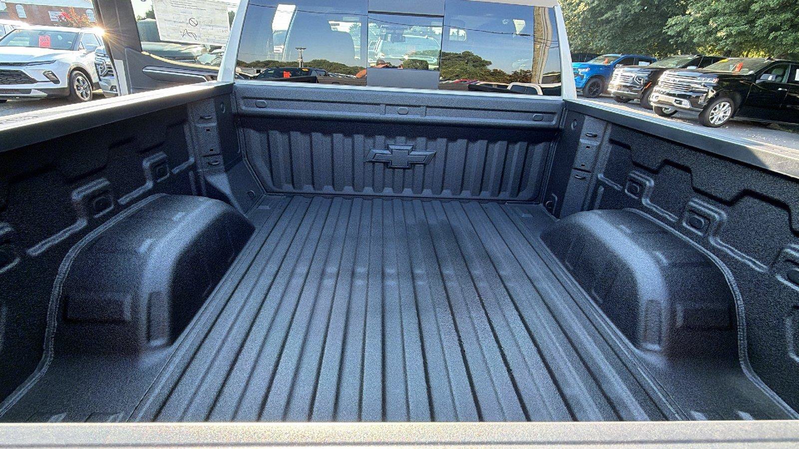 New 2026 Chevrolet Silverado 1500 RST w/ RST All Star Premium Package AWD/4WD image 13