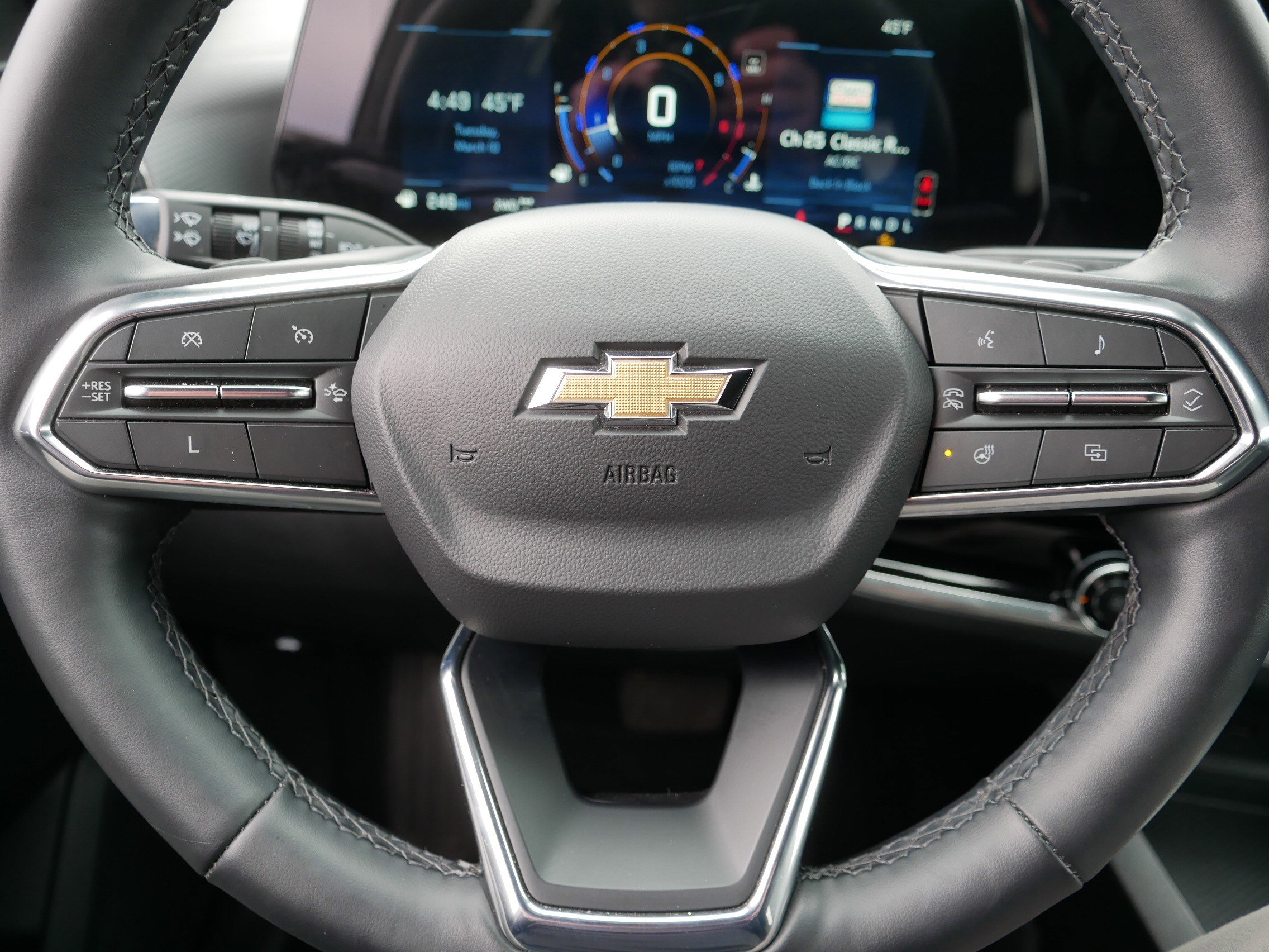 Used 2025 Chevrolet Equinox LT image 25