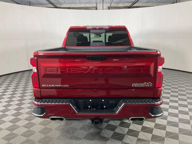 Used 2022 Chevrolet Silverado 1500 High Country w/ High Country Premium Package AWD/4WD image 5