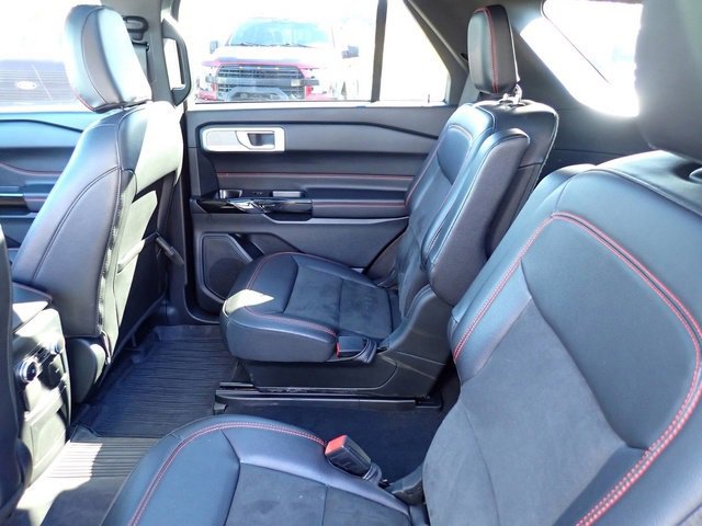 Certified 2022 Ford Explorer ST-Line w/ Class IV Trailer Tow Package image 19