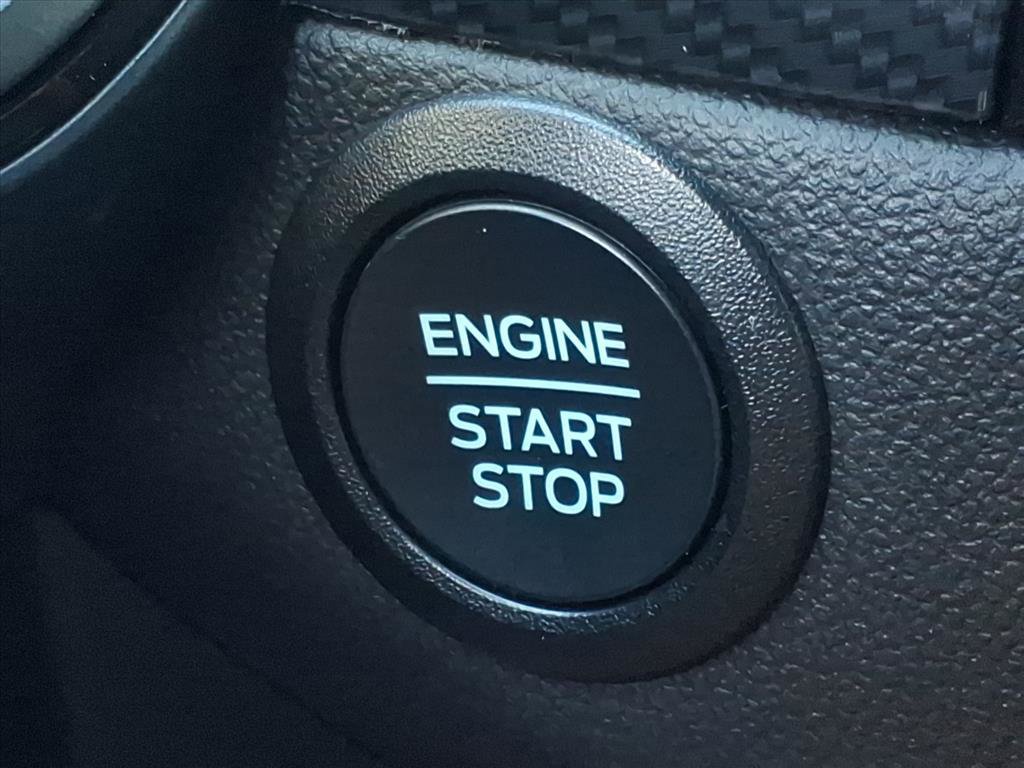 Used 2025 Ford Escape ST-Line image 24