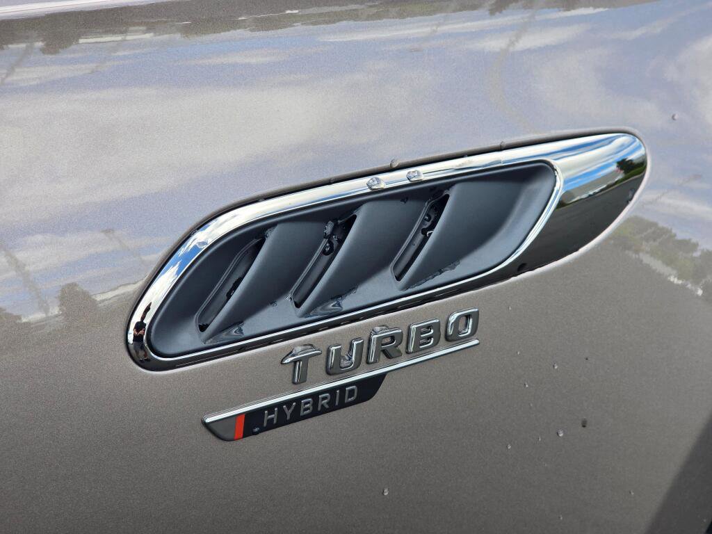 New 2026 Mercedes-Benz E 53 AMG e 4MATIC Sedan image 30