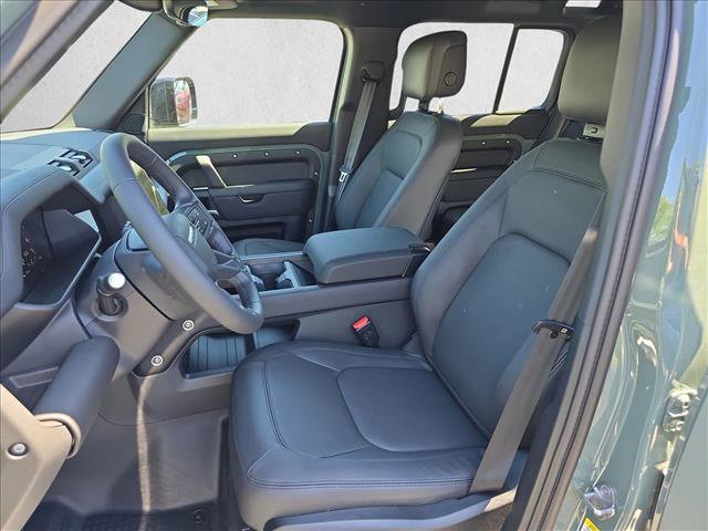 New 2026 Land Rover Defender 110 AWD/4WD image 15