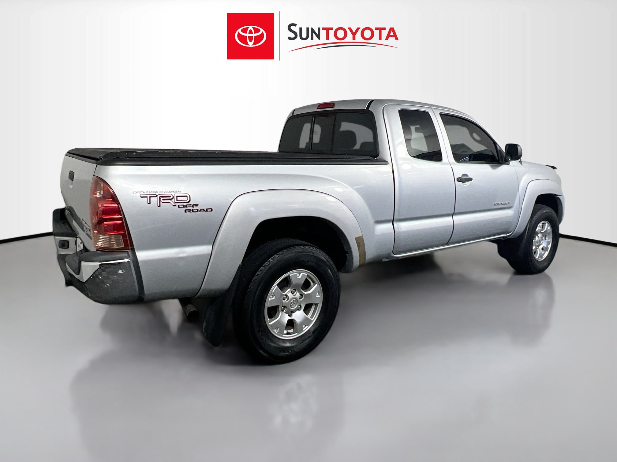 Used 2005 Toyota Tacoma PreRunner RWD image 4