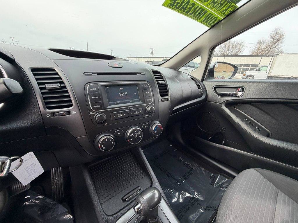 Used 2016 Kia Forte LX w/ LX Popular Plus Package FWD image 24