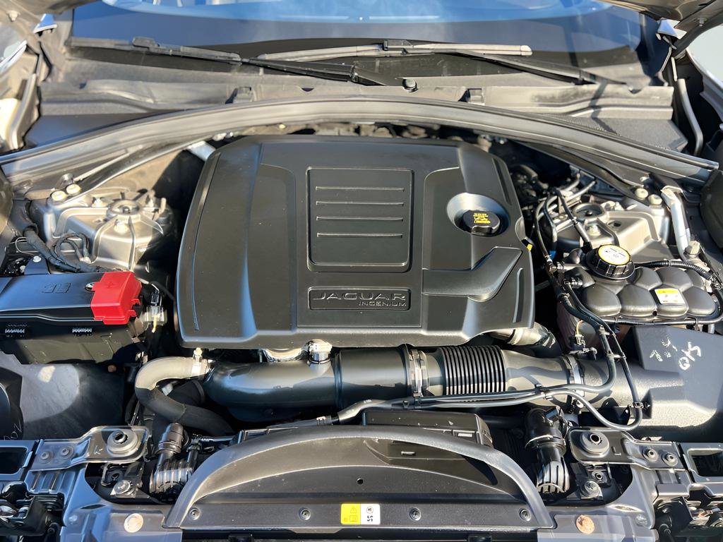 Used 2019 Jaguar F-PACE Prestige image 29