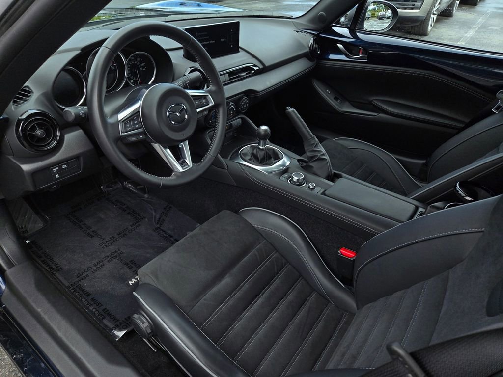 Certified 2025 MAZDA MX-5 Miata Club w/ Brembo/BBS Recaro Package RWD image 11