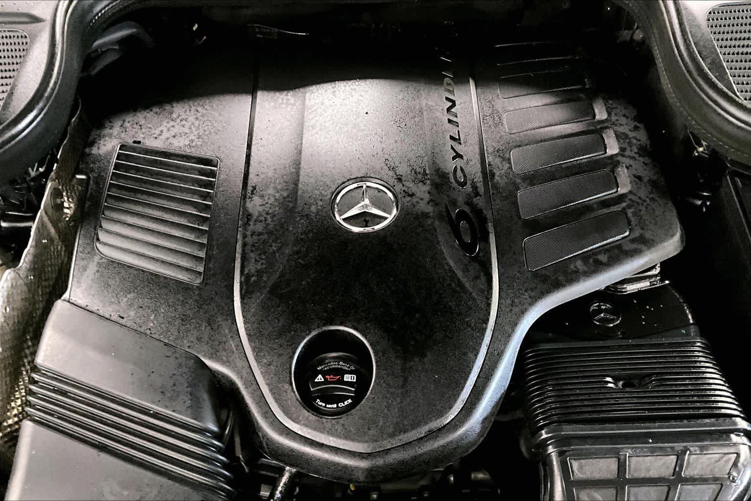 Used 2023 Mercedes-Benz GLS 450 4MATIC image 31