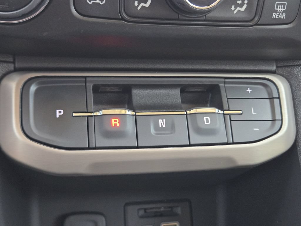 Used 2023 GMC Acadia Denali w/ Denali Technology Package FWD image 27