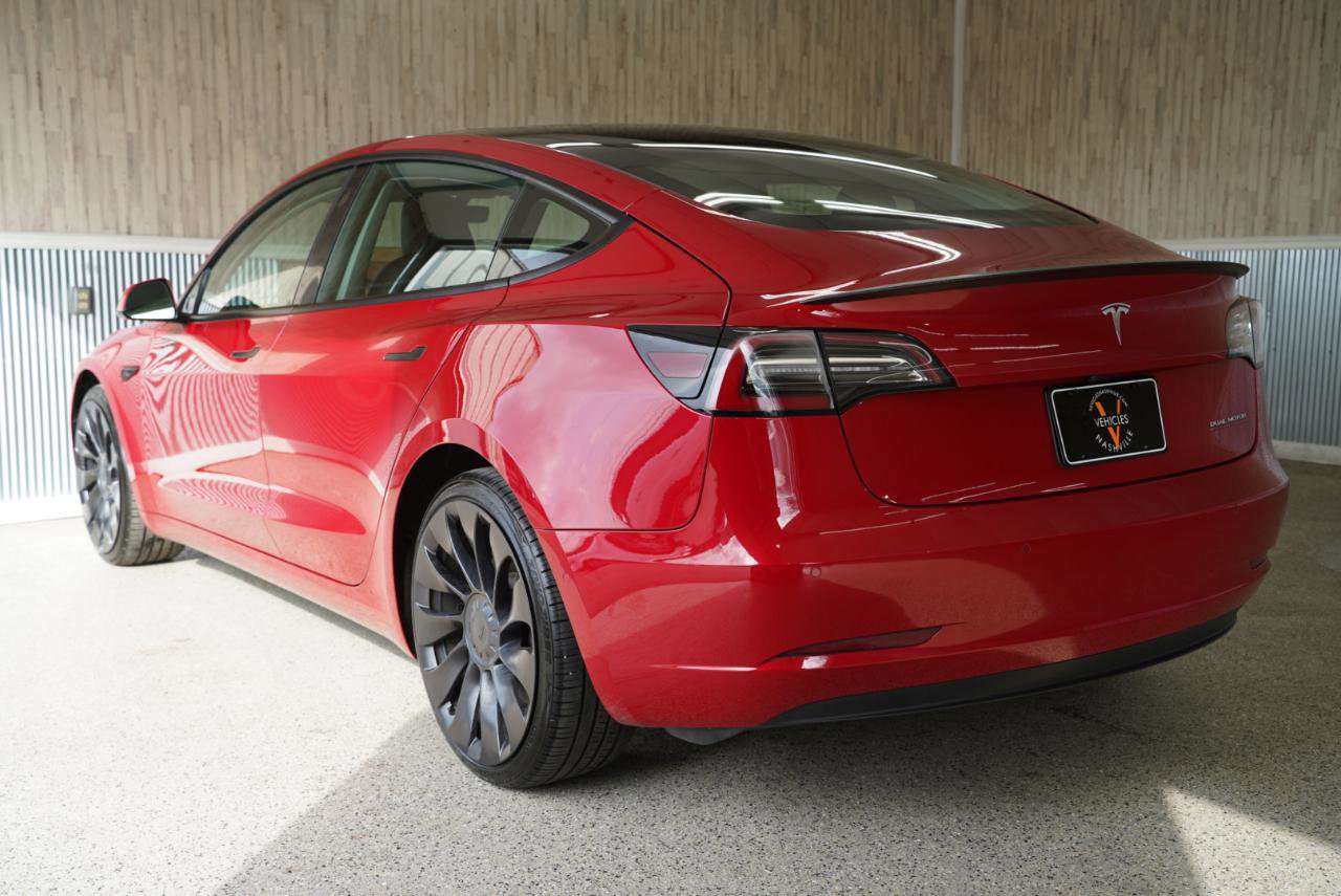 Used 2022 Tesla Model 3 Performance image 7