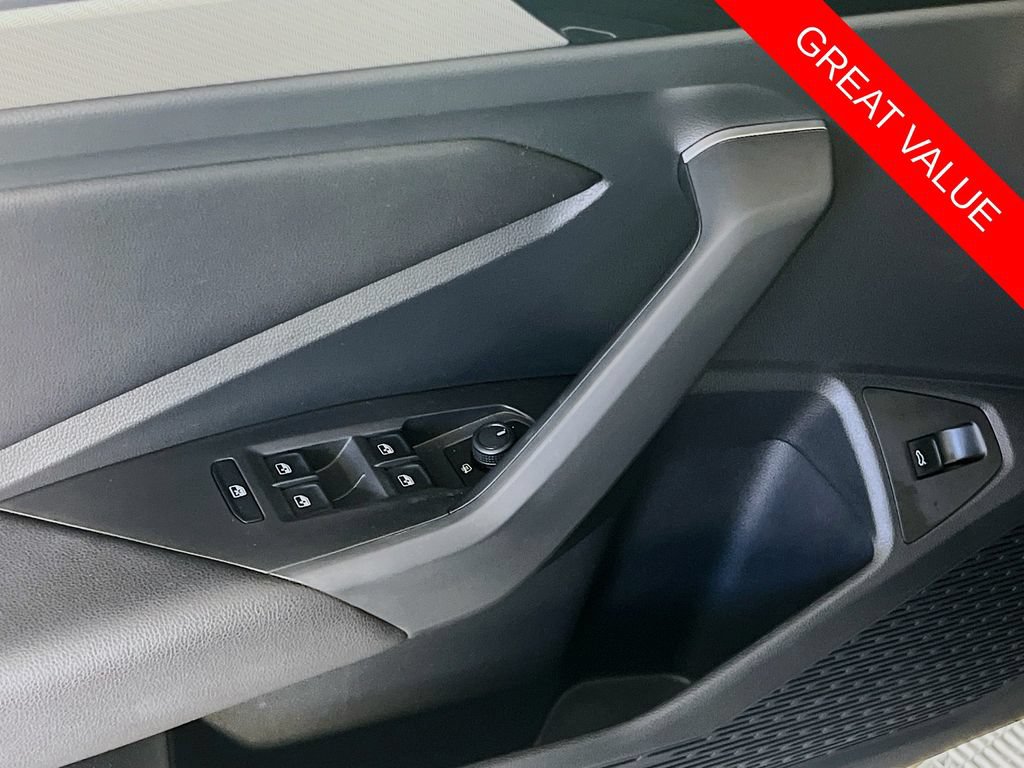 Used 2019 Volkswagen Jetta R-Line FWD image 17