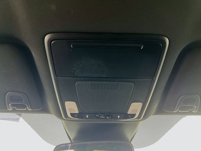 Used 2025 Honda Pilot Sport image 20