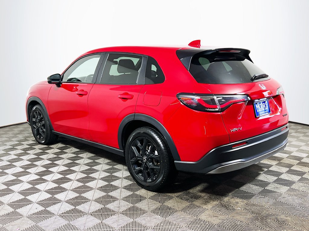 Used 2025 Honda HR-V Sport image 5