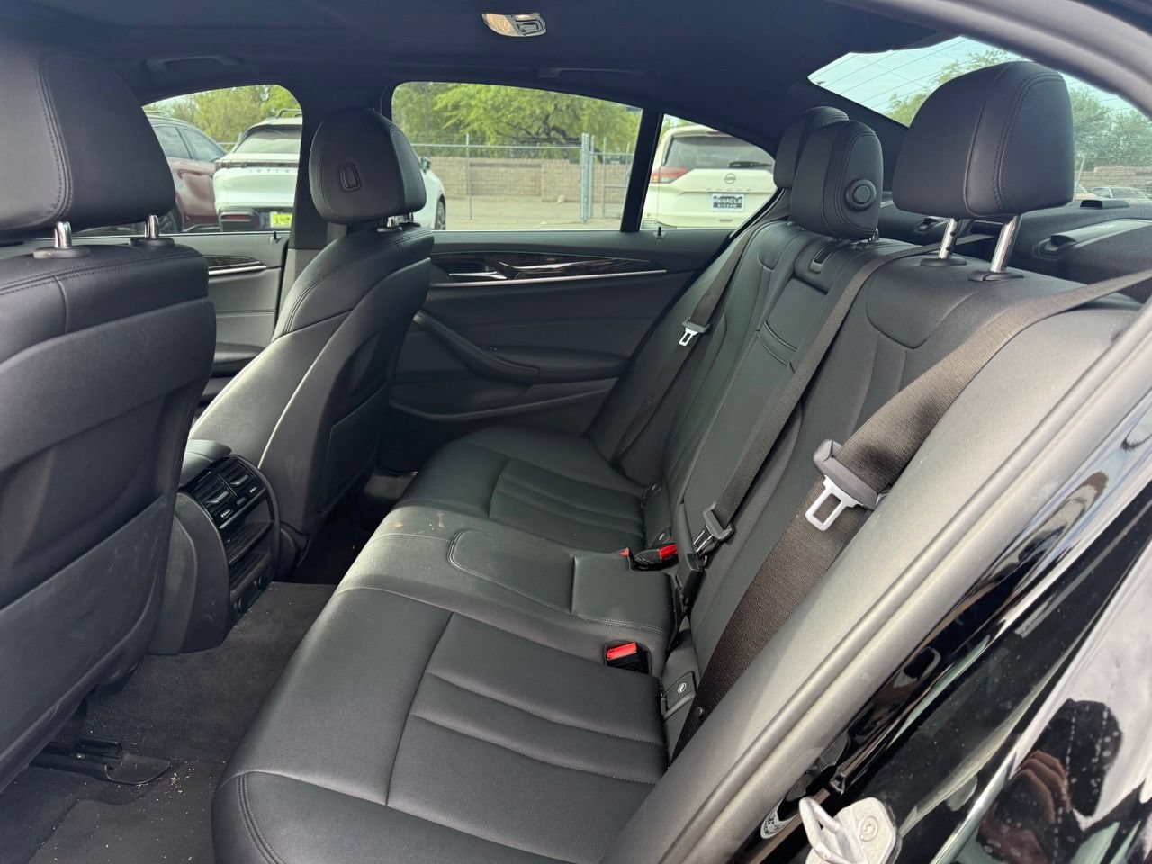 Used 2018 BMW 530e RWD image 10