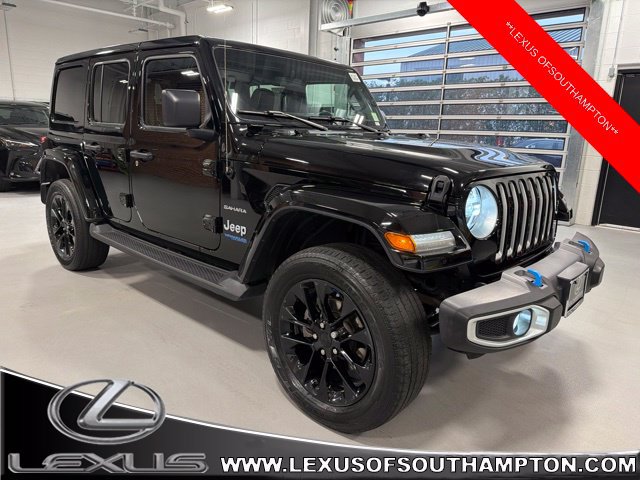 Used 2022 Jeep Wrangler Unlimited Sahara w/ Cold Weather Group AWD/4WD image 1