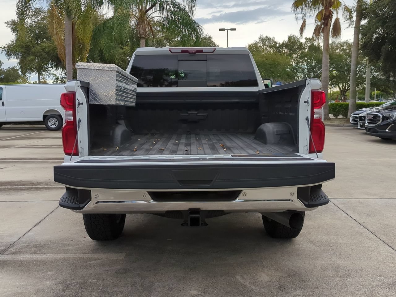 Used 2021 Chevrolet Silverado 2500 LTZ w/ LTZ Premium Package AWD/4WD image 24