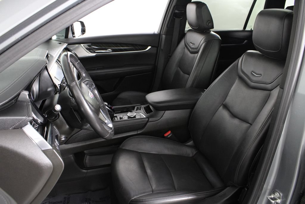 Used 2023 Cadillac XT6 Premium Luxury FWD image 20