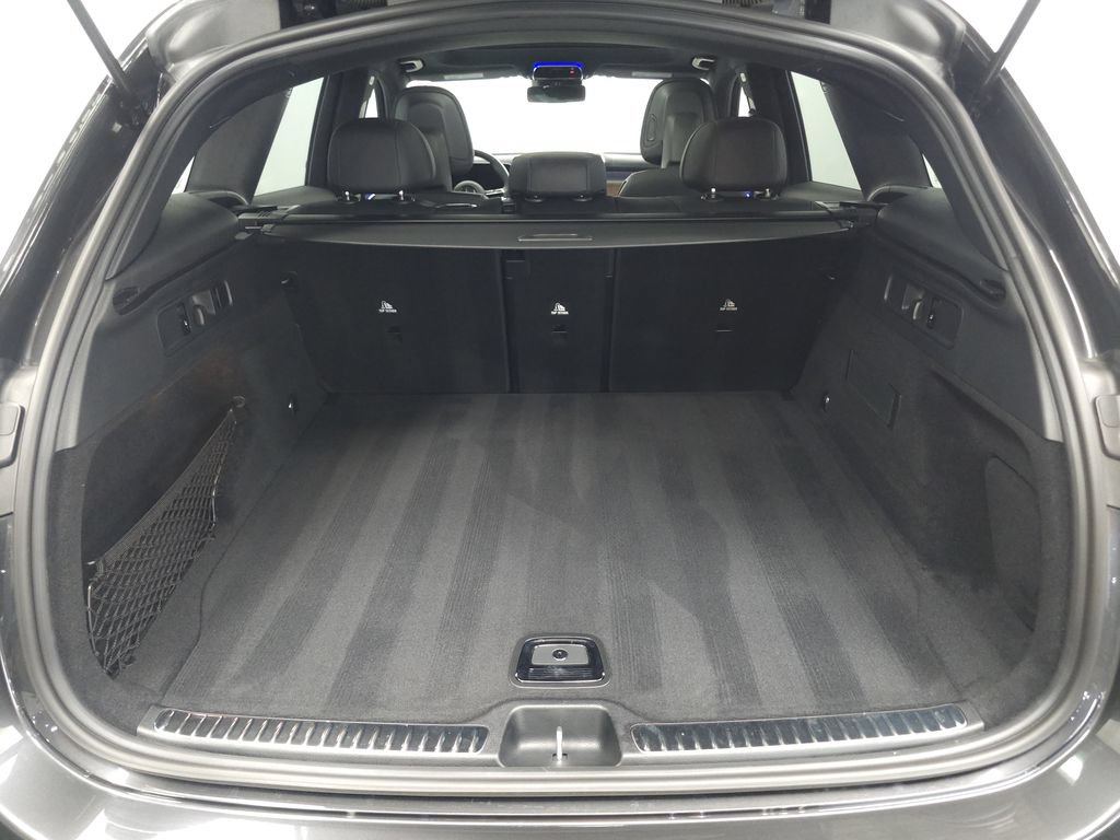 Used 2025 Mercedes-Benz GLC 300 4MATIC w/ AMG Line image 30