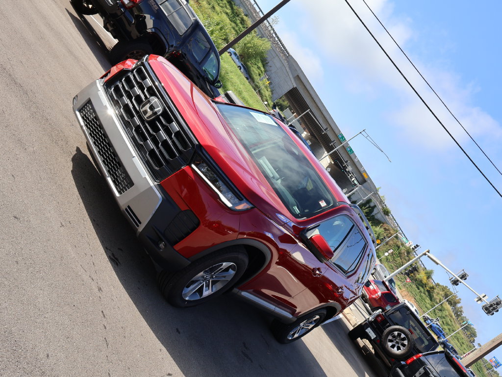 Certified 2026 Honda Pilot EX-L image 3