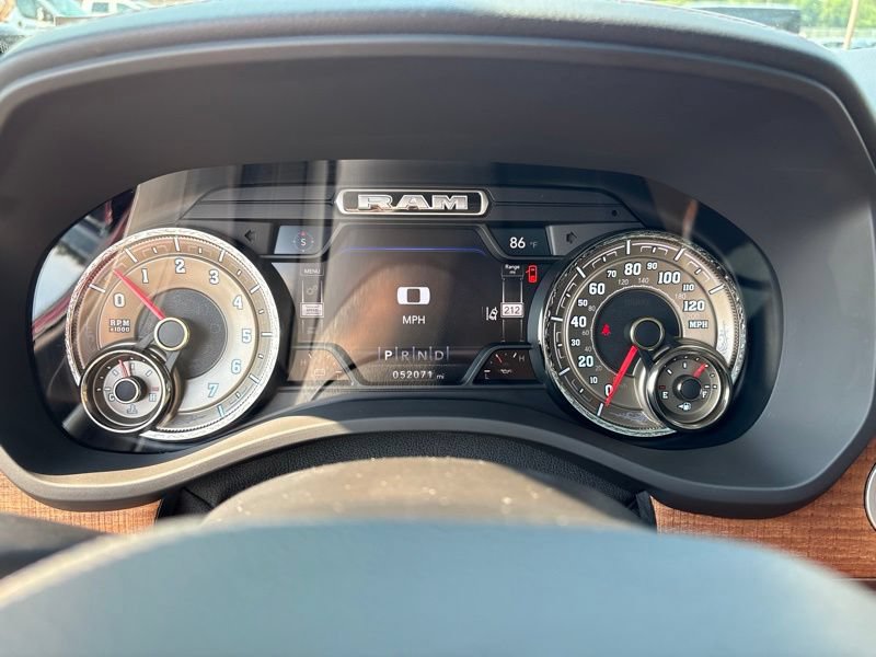 Used 2021 RAM 1500 Limited AWD/4WD image 31