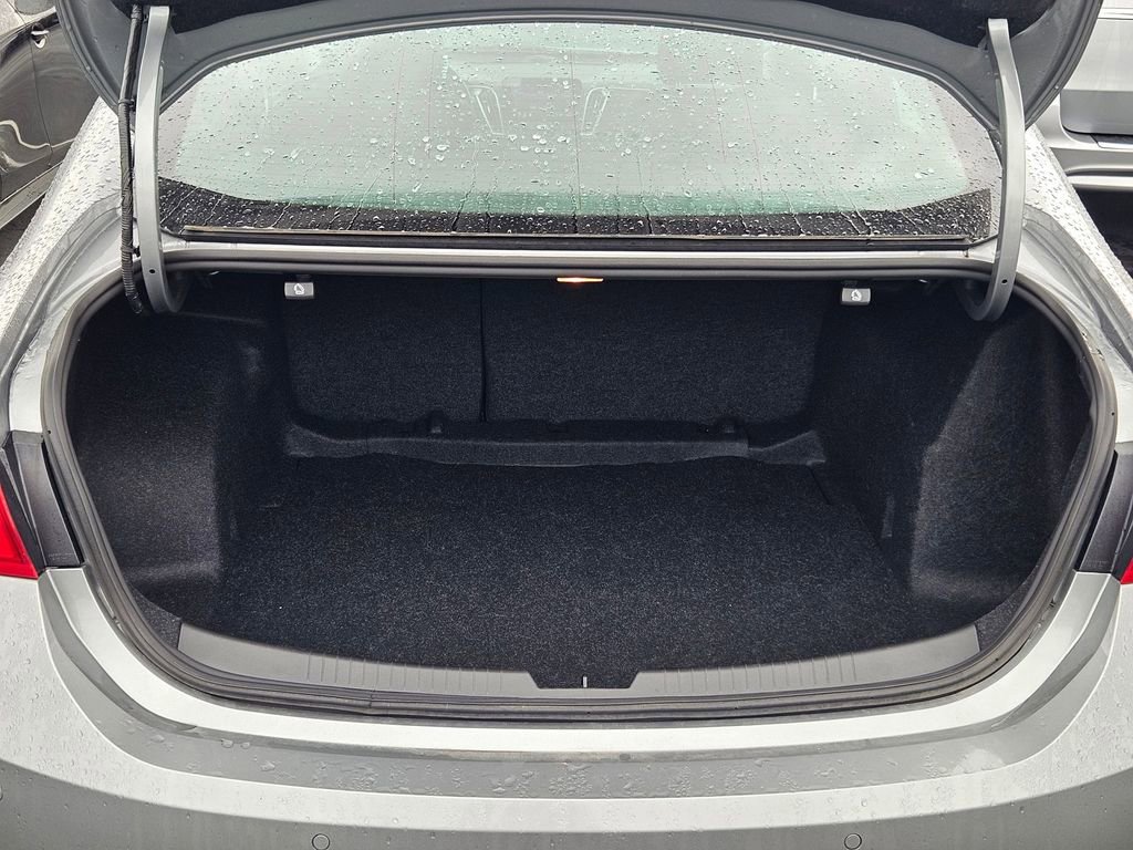 Certified 2025 Chevrolet Malibu LS image 28