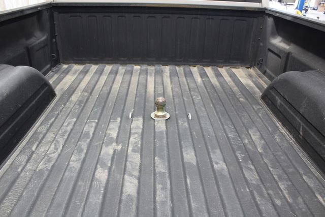 Used 2004 Chevrolet Silverado 2500 LS w/ Heavy-Duty Power Package image 23