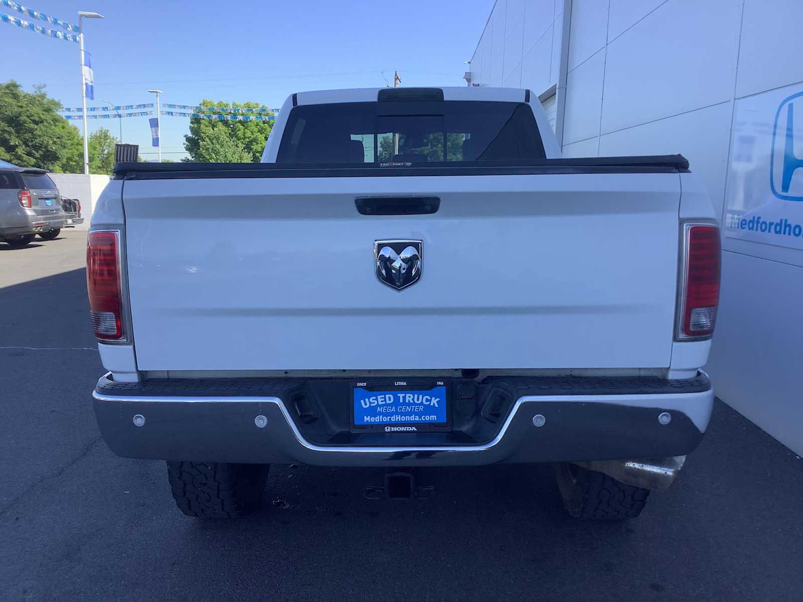 Used 2017 RAM 2500 Laramie w/ Convenience Group AWD/4WD image 5
