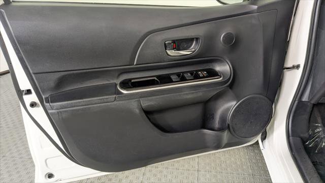 Used 2016 Toyota Prius C Two image 12