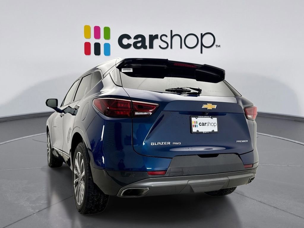 Used 2023 Chevrolet Blazer Premier w/ Enhanced Convenience Package image 3