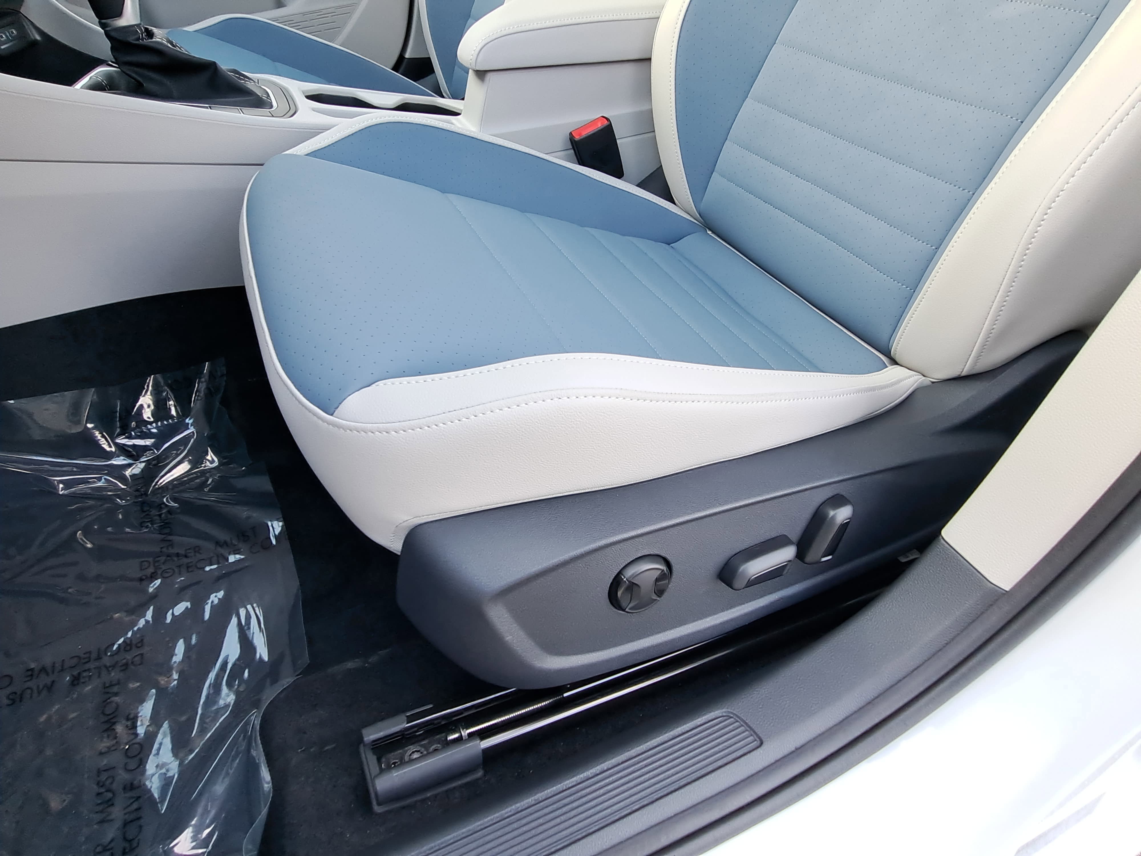 New 2026 Volkswagen Jetta SE FWD image 26