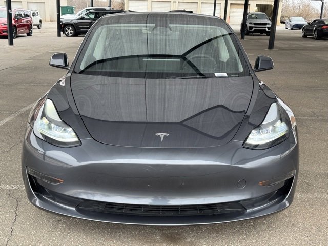 Used 2023 Tesla Model 3 Standard Range image 2