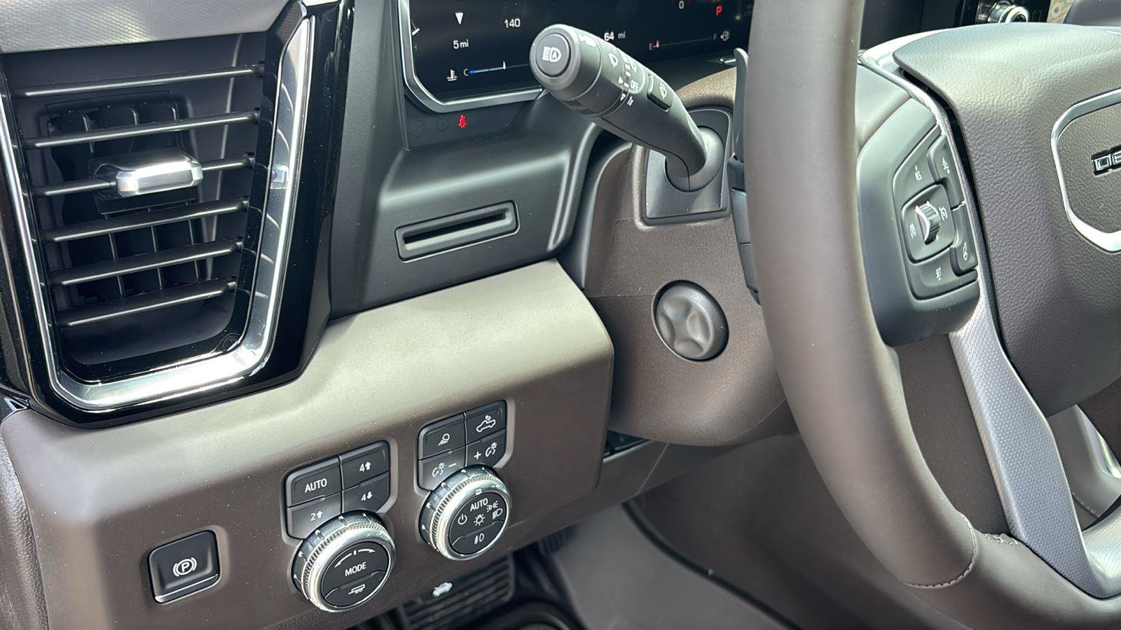 New 2026 GMC Sierra 1500 Denali AWD/4WD image 26